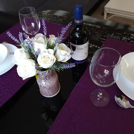 Lavanda Lägenhetshotell 3*