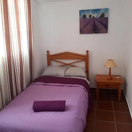 Ξενοδοχείο με διαμερίσματα Lavanda 3*