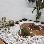 Ξενοδοχείο με διαμερίσματα Lavanda 3*